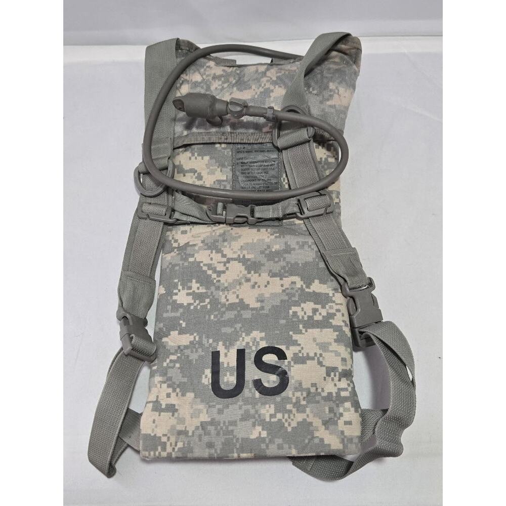 USGI ACU Digital MOLLE II Hydration Carrier - Army Camo Pack